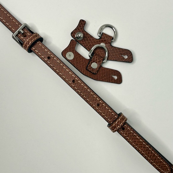 Crossbody leather strap set to transform bags or pouches, brown/silver hardware - Picture 6 of 10